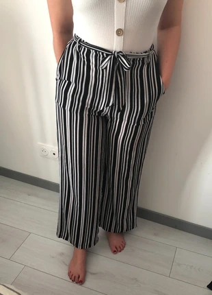 Pantalon fluide rayé – Léger, confortable & stylé, brand: Boutique indépendante, condition: Very good, size: S / 36 / 8, €11.00, €12.25 includes Buyer Protection