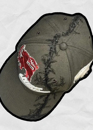 Nike Custom Handmade Cap - Red Lion & Sword Designing, marke: Nike, zustand: Sehr gut, größe: L, 23,00 €, 24,85 € inklusive Vinted-Käuferschutz