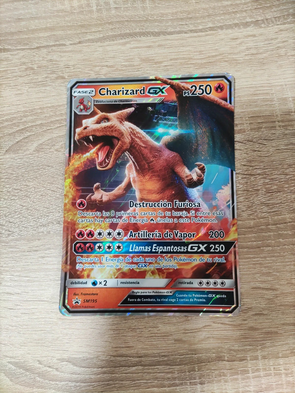 Carta Pokemon Charizard-GX