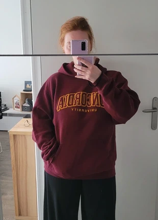 Sweat, marke: Russel Athletic, zustand: Sehr gut, größe: L, 8,00 €, 9,10 € inklusive Vinted-Käuferschutz