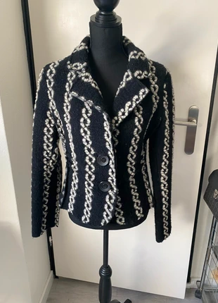 Mooie wollen blazer, merk: Alma Mater, staat: Heel goed, maat: M / 38 / 10, € 19,95, € 21,65 inclusief Kopersbescherming