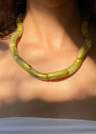 Collar efecto fijo verde y amarillo brillante, marque: enredadabrand, état: Neuf avec étiquette, 16,00 €, 17,50 € Protection acheteurs incluse