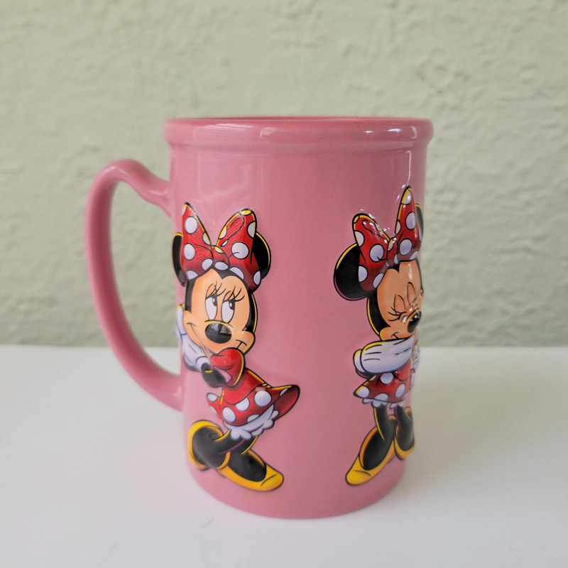 Walt Disney Minnie Mouse 3-D Large Pink Coffee Mug Cup 16oz 3