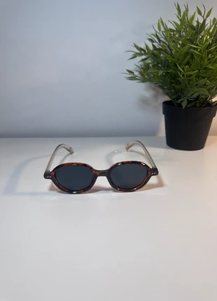 Lunettes rondes, merk: Aesthetic, staat: Heel goed, € 12,90, € 14,25 inclusief Kopersbescherming