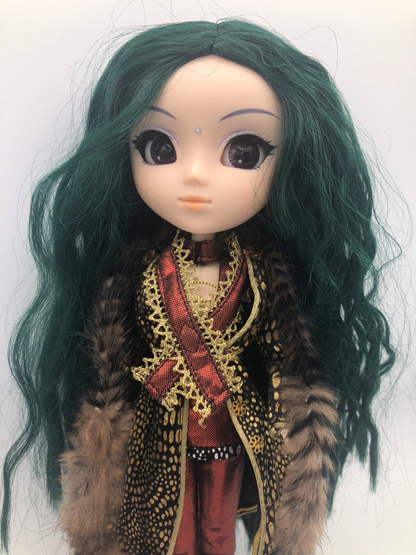 Pullip saras hotsell