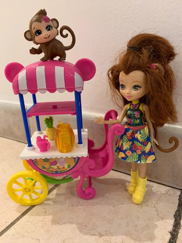 Enchantimals merit monkey et son singe compass vendeur de fruits Vinted