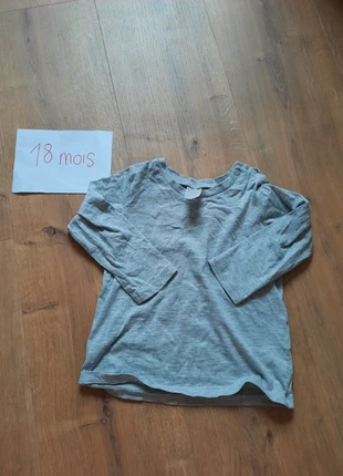 T shirt manches longues 18 mois, brand: H&M, condizioni: Ottime, taglia: 12-18 mesi / 80 cm, €1.00, €1.75 include la Protezione acquisti