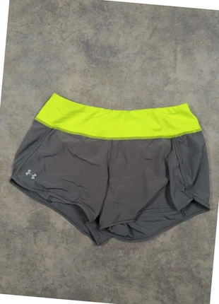 Short de sport femme under armour taille XS jaune et gris en polyester sans poches, marke: Under Armour, zustand: Sehr gut, größe: XS / 34 / 6, 12,90 €, 14,25 € inklusive Vinted-Käuferschutz