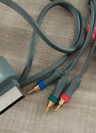 Câble HD pour Xbox avec sorties YUV et Péritel, marca: Microsoft, estado: Muy bueno, 11,00 €, 12,25 € Protección al comprador incluida