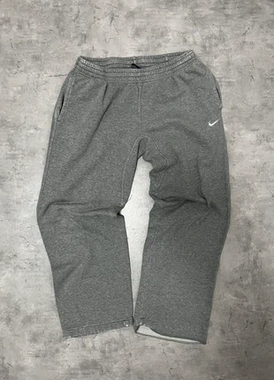 Vintage Nike Trackpants Y2K Pasha Lucio old fashion baggy fit open leg retro style - L Grau, staat: Heel goed, maat: L, € 34,95, € 37,40 inclusief Kopersbescherming