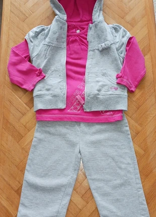 Ensemble jogging fille 18 mois, marque: Orchestra, état: Bon état, taille: 12-18 mois / 80 cm, 6,00 €, 7,00 € Protection acheteurs incluse