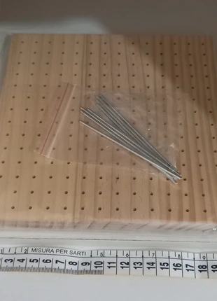 Tavola per granny, condizioni: Nuovo con cartellino, €10.00, €11.20 include la Protezione acquisti