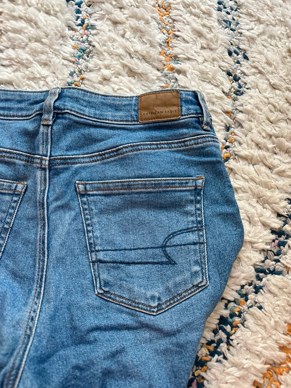 American Eagle Mom Jeans 2