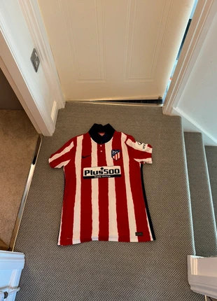 Atletico Madrid Vapor Knit 2020/21 Home Shirt, brand: Atlético de Madrid, condition: Very good, size: L, £35.00, £37.45 includes Buyer Protection