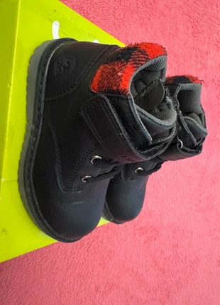 Lumberjack junior Timon black red stivaletti tg. 23 chiusura a strappo e cerniera, marke: Lumberjack, zustand: Sehr gut, größe: 23, 25,00 €, 26,95 € inklusive Vinted-Käuferschutz