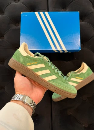 Adidas handball Spezial Preloved Green / Vert / Neuve, merk: adidas, staat: Heel goed, maat: 38, € 89,95, € 95,15 inclusief Kopersbescherming Pro