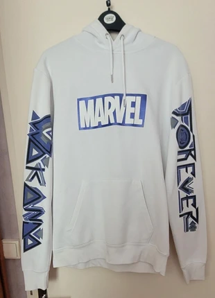 Sweat à capuche taille M, état: Neuf sans étiquette, taille: M, 10,00 €, 11,20 € Protection acheteurs incluse