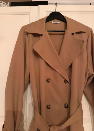 Très beau parka New Collection caramel porté une fois, marque: New Collection, état: Très bon état, taille: XXL / 44 / 16, 8,00 €, 9,10 € Protection acheteurs incluse