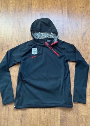 Nike Neymar Jr. Hoodie 158-170, merk: Nike, staat: Heel goed, maat: 13 jaar / 158 cm, € 5,00, € 5,95 inclusief Kopersbescherming