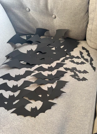 Set of 30 bat decorations, brand: Amazon, condition: Very good, £1.50, £2.28 includes Buyer Protection