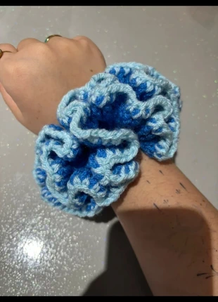 Chouchou crochet, marque: Fait Main, état: Neuf avec étiquette, 8,00 €, 9,10 € Protection acheteurs incluse