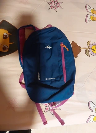 Mochila lila marca Quechua, marque: Quechua, état: Très bon état, 2,00 €, 2,80 € Protection acheteurs incluse