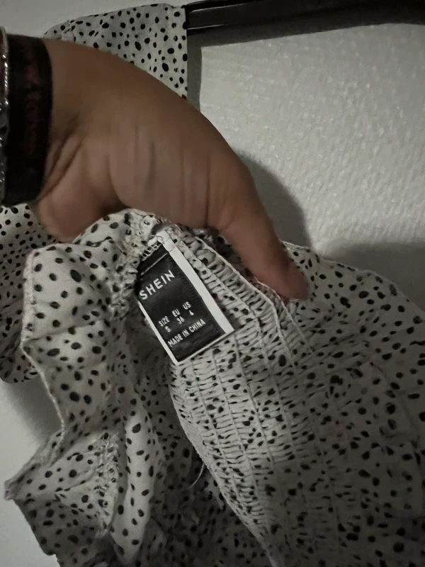 Blouse courte à pois - photo numéro 4