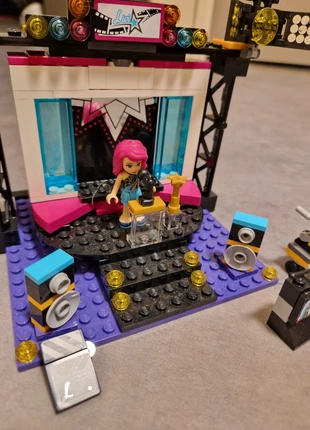 Lego Friends pop star, merk: LEGO, staat: Heel goed, maat: 8 jaar / 128 cm, € 15,00, € 16,45 inclusief Kopersbescherming