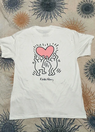 T-shirt Keith Haring blanc Cœur rose & silhouettes Taille L, marque: Coton, état: Neuf sans étiquette, taille: L, 14,99 €, 16,44 € Protection acheteurs incluse
