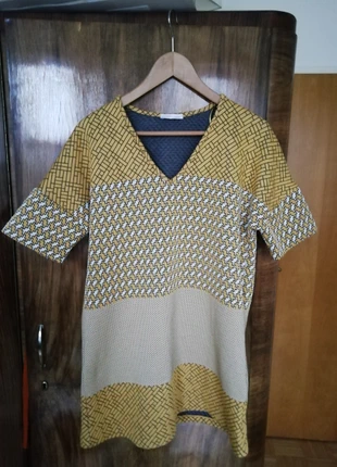 Neu ungetragen zara knit webstoff kurzes t-shirt kleid ethno Muster strick h&m & other Stories zara, marke: Zara, zustand: Neu, größe: S / 36 / 8, 34,80 €, 36,74 € inklusive Vinted-Käuferschutz