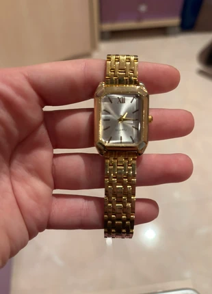 Reloj dorado Quartz, brand: Quartz, condizioni: Nuovo senza cartellino, taglia: Taglia unica, €3.50, €4.38 include la Protezione acquisti