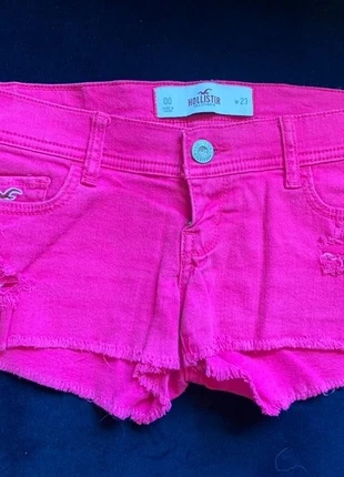 Hollister short T23, marque: Hollister, état: Très bon état, taille: XXS / 32 / 4, 5,00 €, 5,95 € Protection acheteurs incluse