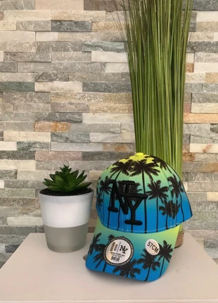 Casquette NY palmier, état: Neuf sans étiquette, taille: 57, 10,00 €, 11,20 € Protection acheteurs (Pro) incluse