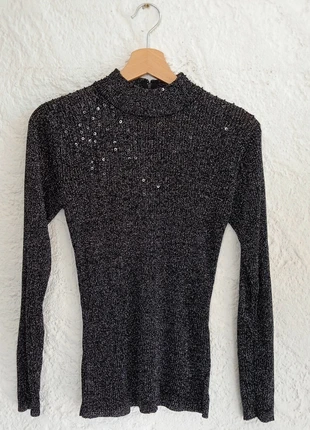 Pull noir et sequins brillants, marque: Bugatti, état: Très bon état, taille: M / 38 / 10, 5,00 €, 5,95 € Protection acheteurs incluse