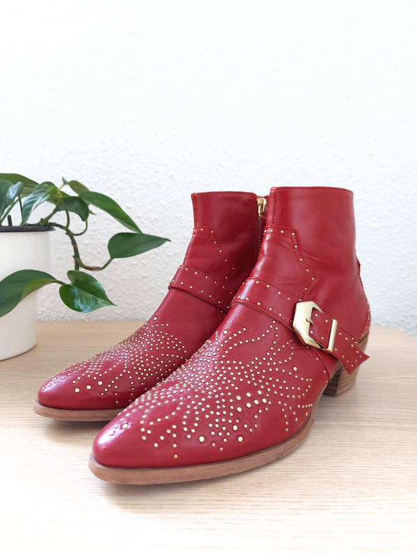 Botas rojas de con tachuelas de Zara - Vinted