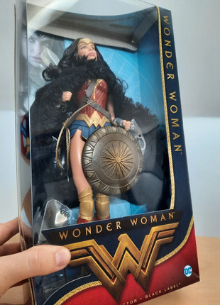 Barbie Wonder Woman collector
