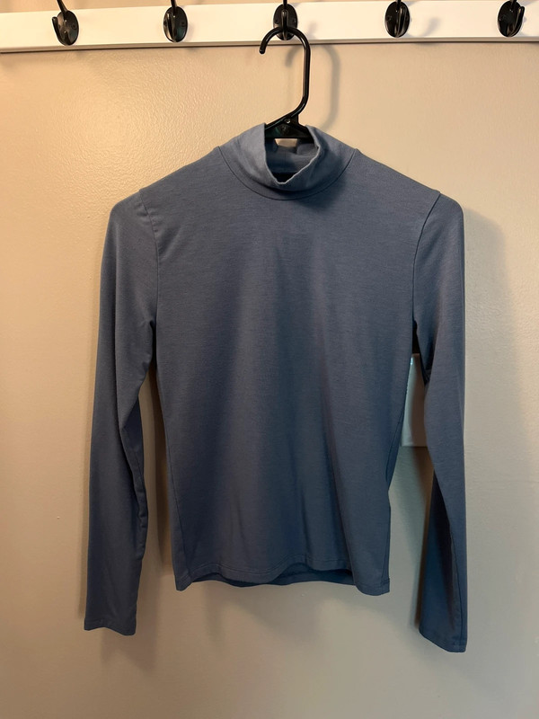 Abercrombie & Fitch Long Sleeve Top 1