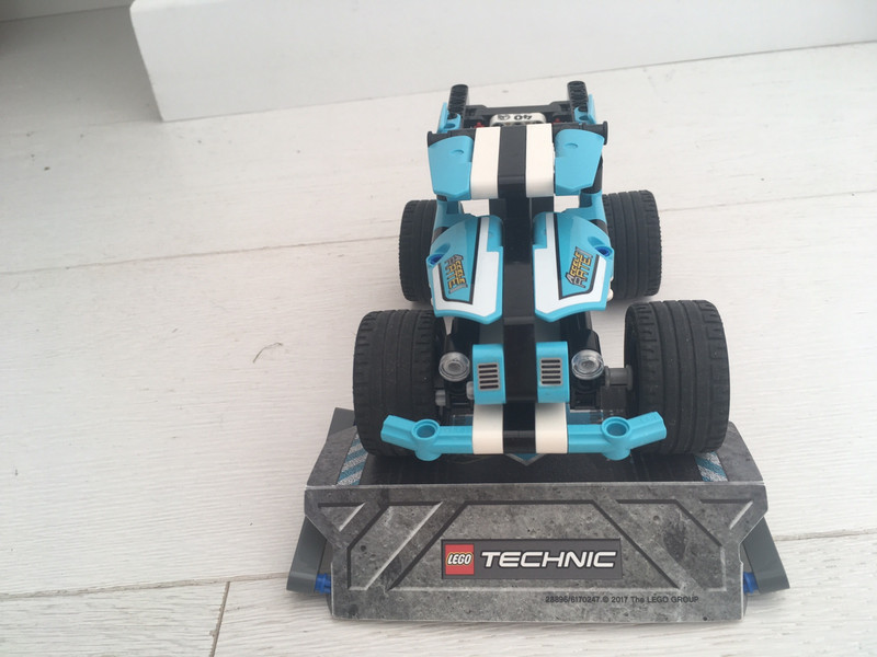 Lego Technic 42059 Stunt Truck complet Vinted