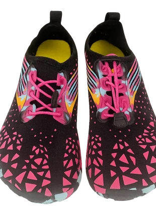 Chaussures d’eau antidérapantes taille 37 – neuves, merk: Plage, staat: Nieuw zonder prijskaartje, maat: 37, € 8,00, € 9,10 inclusief Kopersbescherming