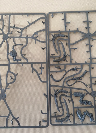 Tyranids Hive Tyrant, marque: Games Workshop, état: Neuf sans étiquette, 10,00 €, 11,20 € Protection acheteurs incluse