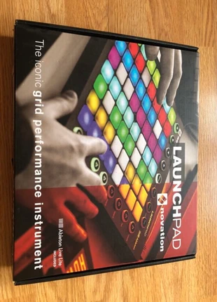 Controlador MIDI Novation Launchpad, marque: Novation, état: Neuf sans étiquette, 75,00 €, 79,45 € Protection acheteurs incluse