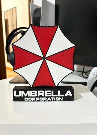 Statuetta Resident Evil, condizioni: Ottime, €13.00, €14.35 include la Protezione acquisti
