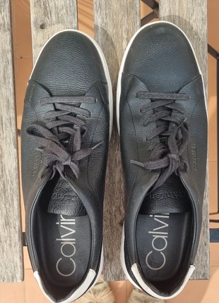 Baskets homme Calvin Klein 44, merk: Calvin Klein, staat: Heel goed, maat: 44, € 10,00, € 11,20 inclusief Kopersbescherming