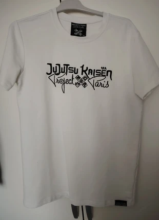 T shirt jujutsu par Project and Paris, brand: Jujutsu Kaisen, condition: Very good, size: XS, €20.00, €21.70 includes Buyer Protection