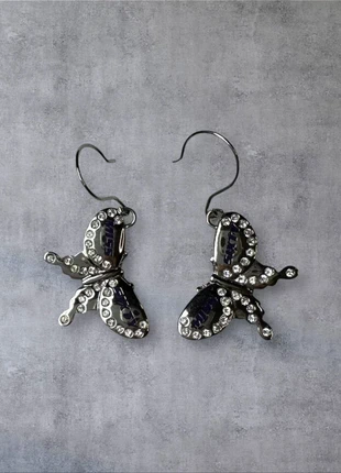 miss sixty silver butterfly earrings with rhinestones, marca: Miss Sixty, estado: Muy bueno, 21,00 €, 22,75 € Protección al comprador incluida