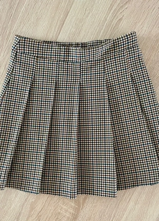 Jupe Zara 7 ans, marque: Zara, état: Très bon état, taille: 7 ans / 122 cm, 10,00 €, 11,20 € Protection acheteurs incluse