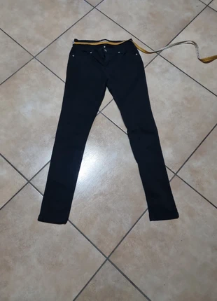 Jeans Zara Uomo TG 42 IT / W32 – Nuovi, Neri ed Eleganti, merk: Zara, staat: Nieuw zonder prijskaartje, maat: W32 | FR 42, € 3,99, € 4,89 inclusief Kopersbescherming