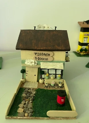 Wooden handmade cottage, condition: Very good, £20.00, £21.70 includes Buyer Protection