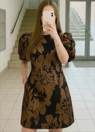 Robe noire à motifs fleuris marron – Taille S, marque: Iona Paris, état: Très bon état, taille: S / 36 / 8, 34,80 €, 37,24 € Protection acheteurs incluse