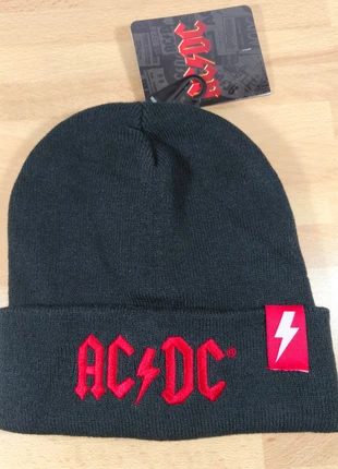 Bonnet AC/DC taille unique neuf, marque: AC/DC, état: Neuf avec étiquette, taille: Taille unique, 10,00 €, 11,20 € Protection acheteurs (Pro) incluse